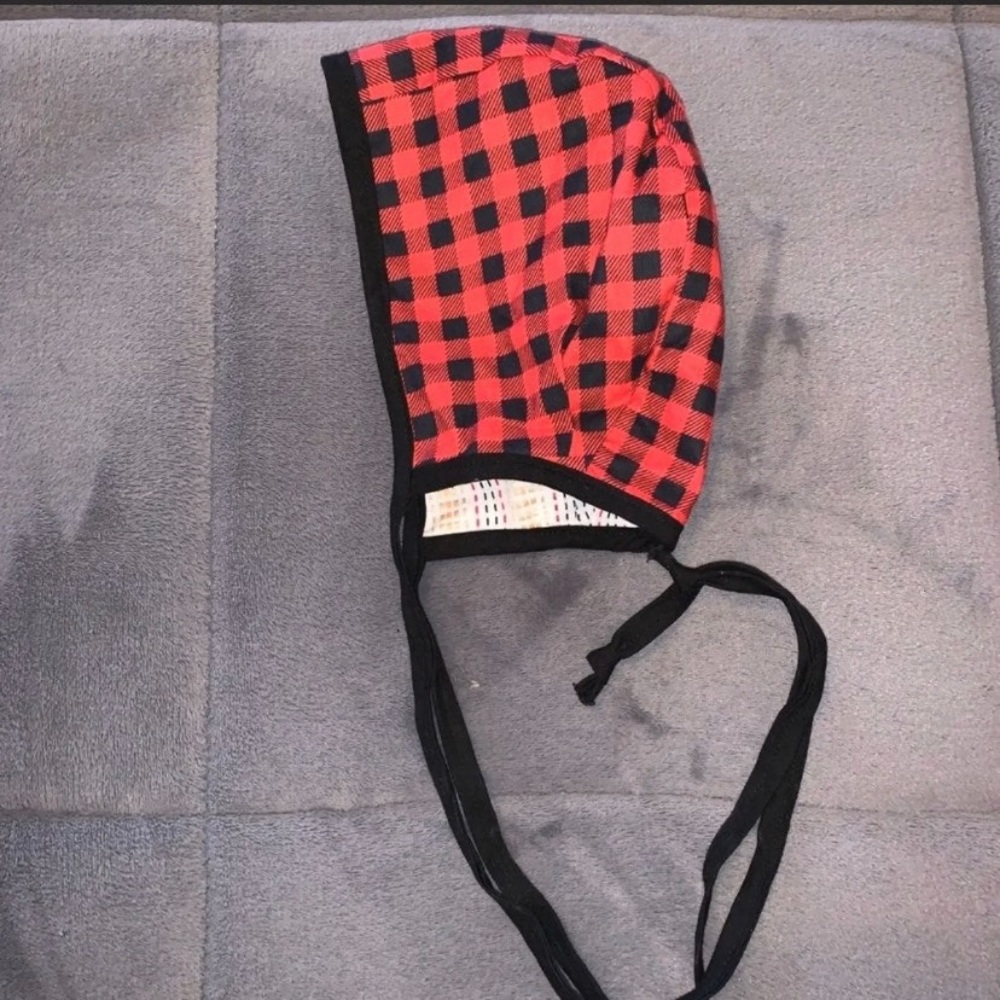 Reversible sweet as april bonnet hat